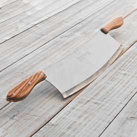 pizzasnijder van Delivita kopen? Dit roest vrij stalen mes heeft een lang blad om de pizza in gelijke stukken te snijden. Perfecte keuken-hulp. De Pizzaoven Shop