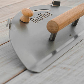 Uitneembaar, roestvrijstalen deurtje voor DeliVita pizzaovens. Sluit de oven eenvoudig af. 